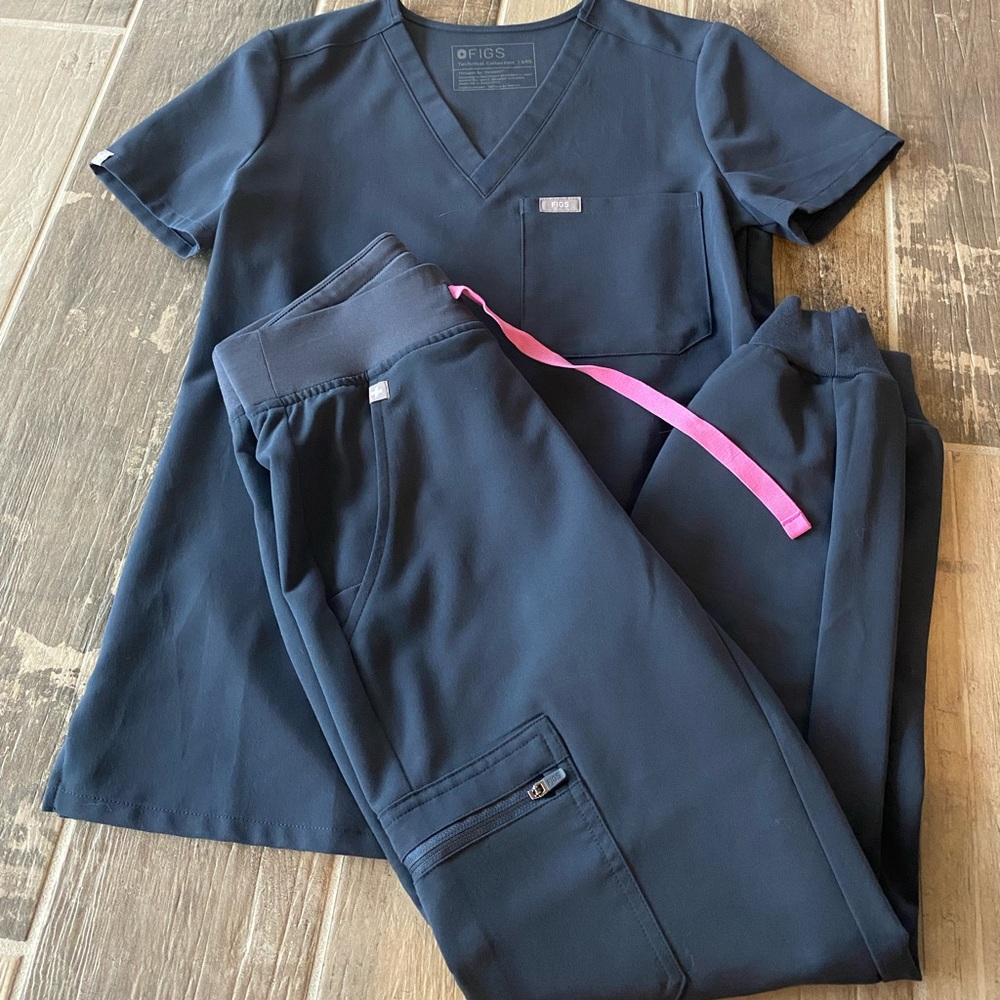 Women’s Dark Blue Figs | Size XXS set | great condition
